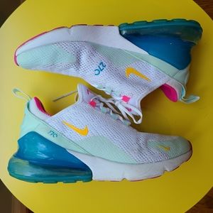 Nike Air Max 270